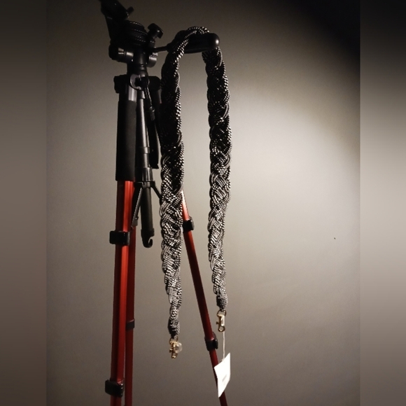 NWT DIANE VON FURSTENBERG BRAIDED CROSSBODY STRAP BLACK/ WHITE - Picture 2 of 11